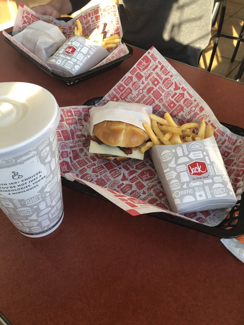 Jack in the Box | restaurant | 4216 N Rosemead Blvd, Rosemead, CA 91770, USA | 6262857983 OR +1 626-285-7983