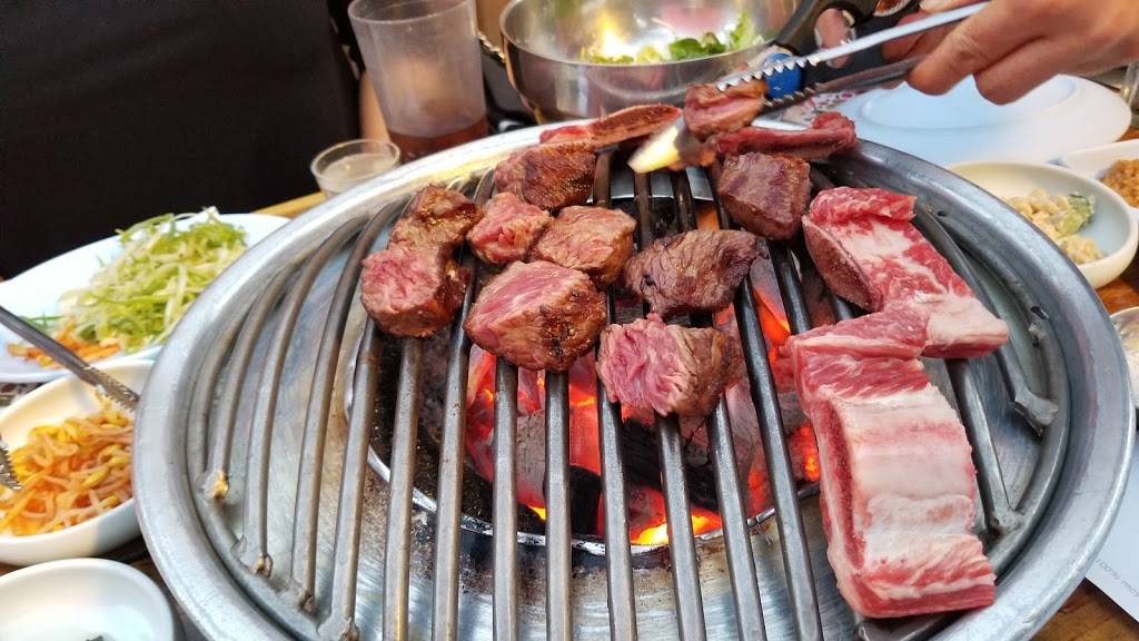 Brothers Korean BBQ | restaurant | 12218 E Centralia St, Lakewood, CA 90715, USA | 5629241717 OR +1 562-924-1717