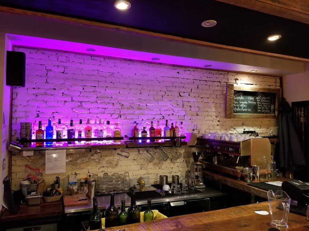 Z PIZZA | restaurant | 6349 Rue St-Hubert, Montréal, QC H2S 2L9, Canada | 5145079747 OR +1 514-507-9747