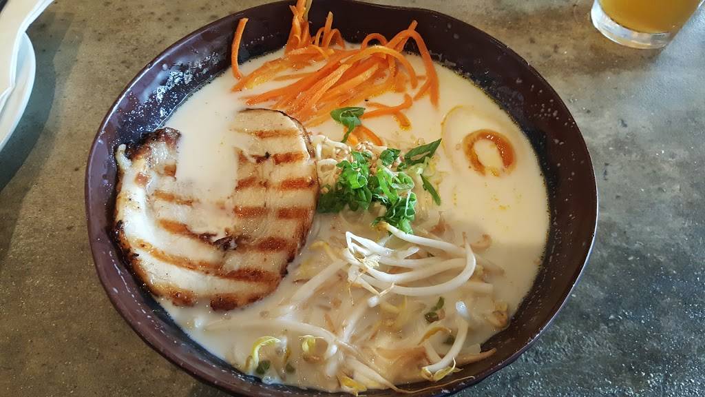 Tanoshii Ramen + Bar | restaurant | 2724 Commerce St, Dallas, TX 75226, USA | 2146516800 OR +1 214-651-6800