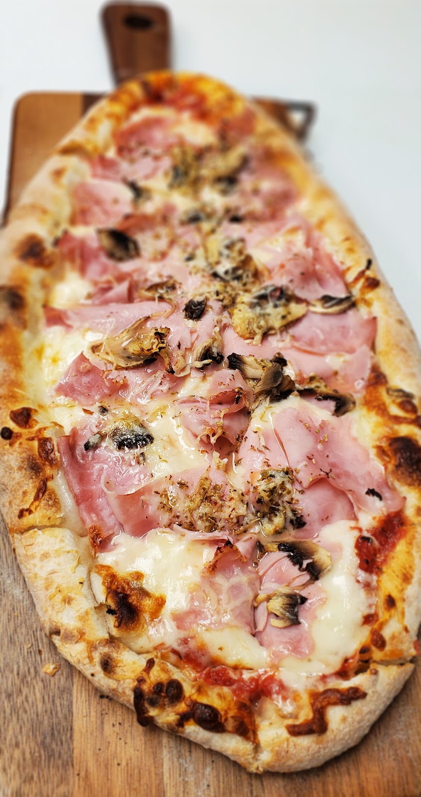 Cafe Creme de la Creme - Naples | cafe | 4339 Tamiami Trail N, Naples, FL 34103, USA | 2392767962 OR +1 239-276-7962