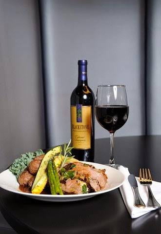 The Watermark Taphouse & Grille | restaurant | 115 Hamilton St N, Waterdown, ON L8B 1A8, Canada | 9056906275 OR +1 905-690-6275