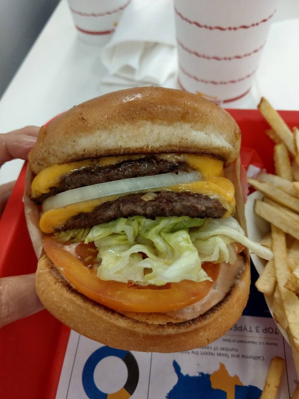In-N-Out Burger | restaurant | 2585 N Tustin St, Orange, CA 92865, USA | 8007861000 OR +1 800-786-1000