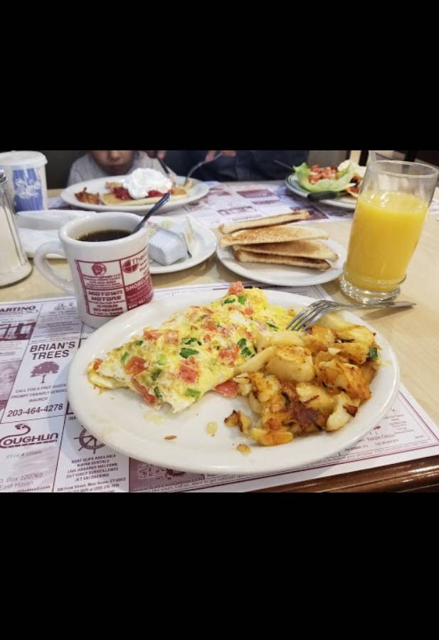 EAST HAVEN VILLAGE FAMILY RESTAURANT | restaurant | 699 Main St, East Haven, CT 06512, USA | 2034695759 OR +1 203-469-5759