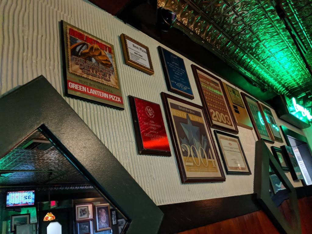 Green Lantern Pizza | restaurant | 28960 John R Rd, Madison Heights, MI 48071, USA | 2485415439 OR +1 248-541-5439