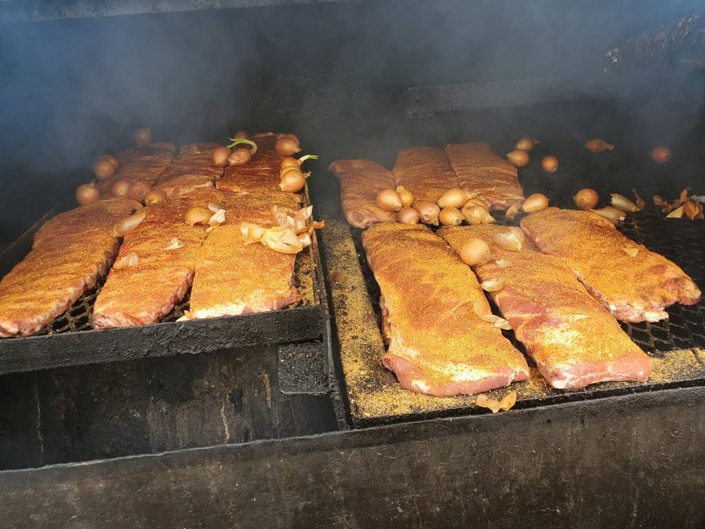 Fingers 2 Tha Bone BBQ and more | restaurant | 505 Wyatt St, Waxahachie, TX 75165, USA | 4693991203 OR +1 469-399-1203