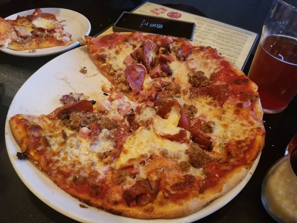 Iechyd Da Brewing Company | restaurant | 317 N Main St, Elkhart, IN 46516, USA | 5742930506 OR +1 574-293-0506