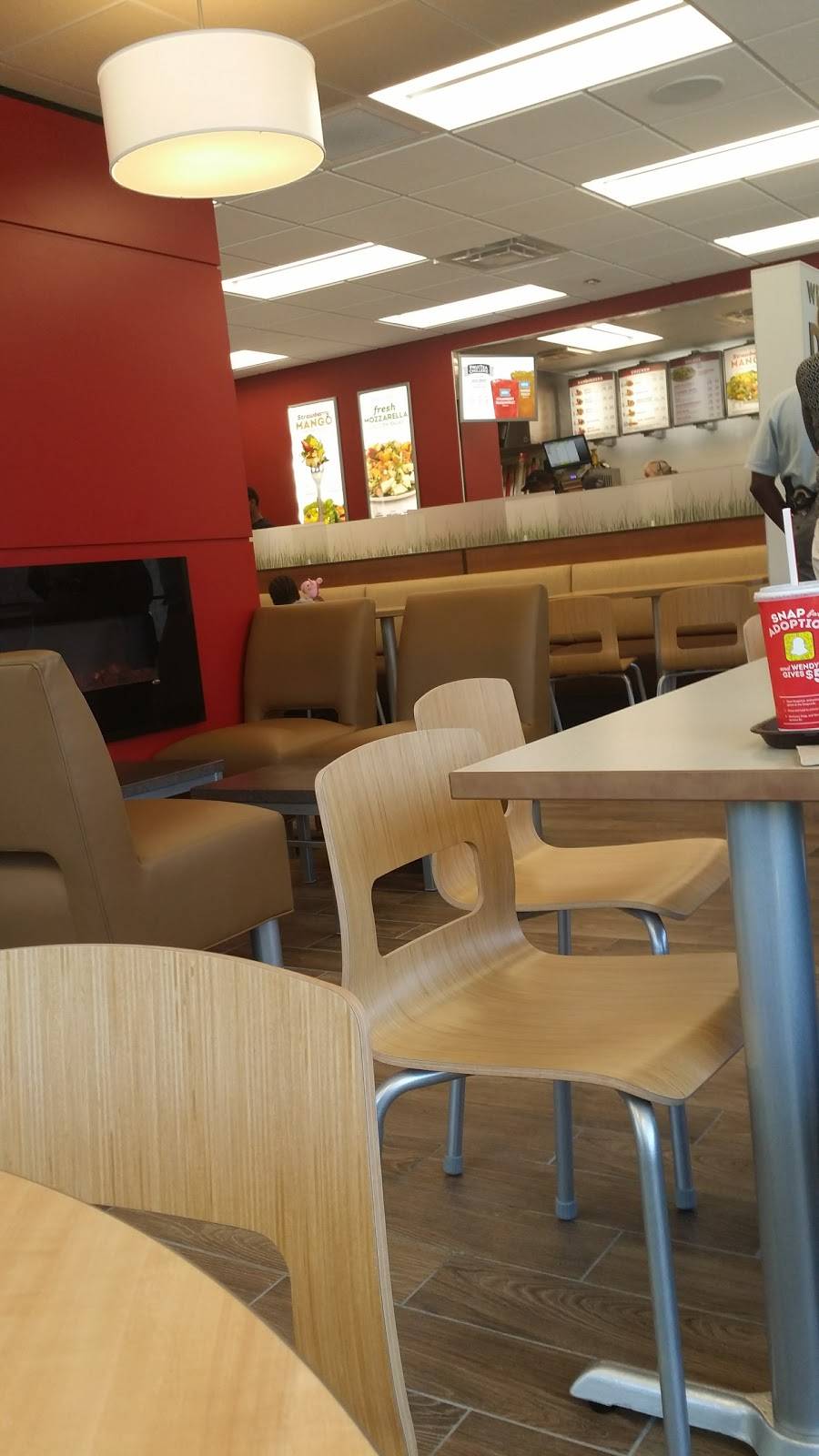 Wendys | restaurant | 1021 S Clinton St, Fort Wayne, IN 46802, USA | 2604222060 OR +1 260-422-2060