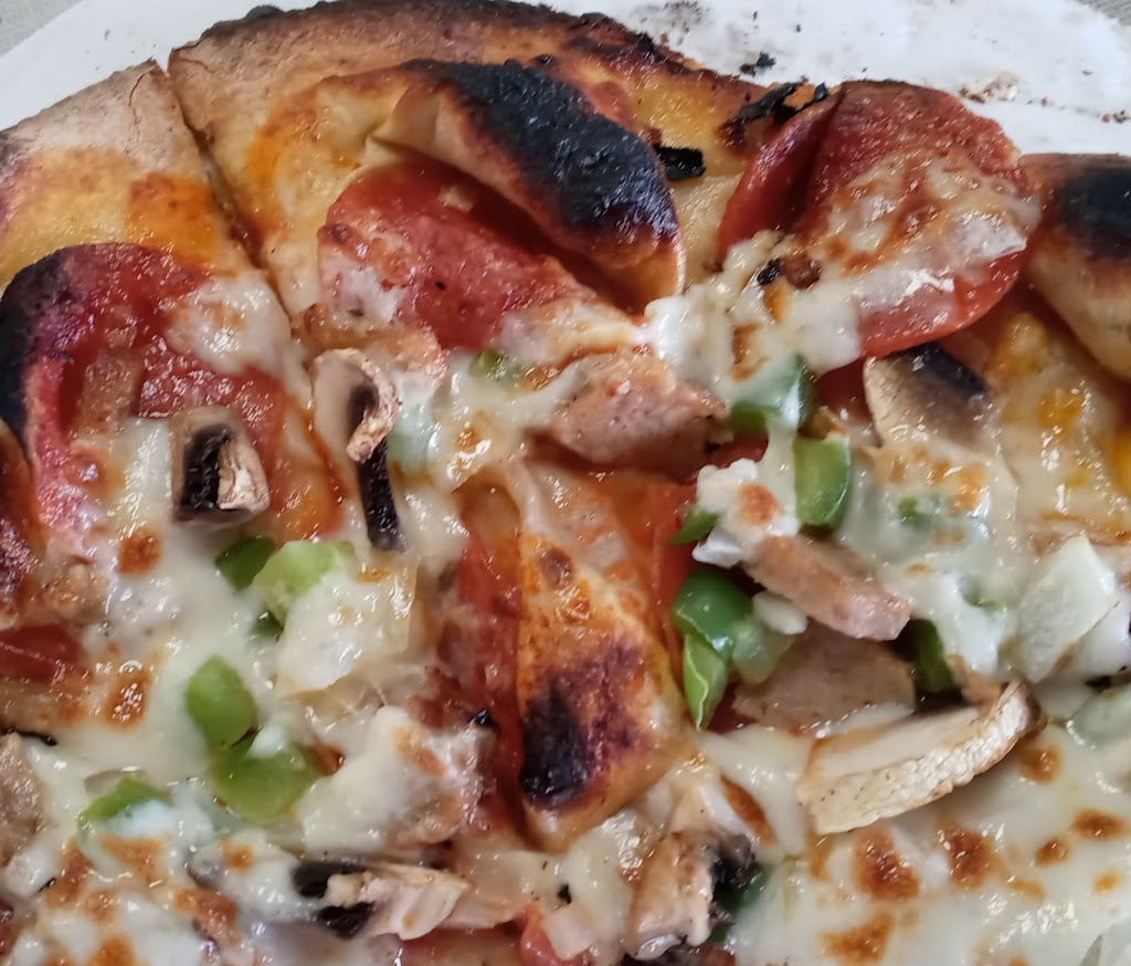 Rubis Brickoven Pizza | restaurant | inside THE TABLE, 8305 N Allen Rd, Peoria, IL 61615, United States | 3096458921 OR +1 309-645-8921