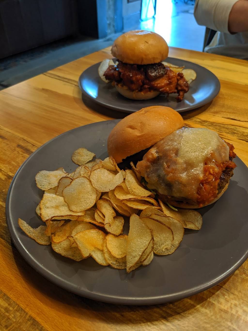 Smith & Co. | restaurant | 644 Selden St, Detroit, MI 48201, USA | 3139747100 OR +1 313-974-7100