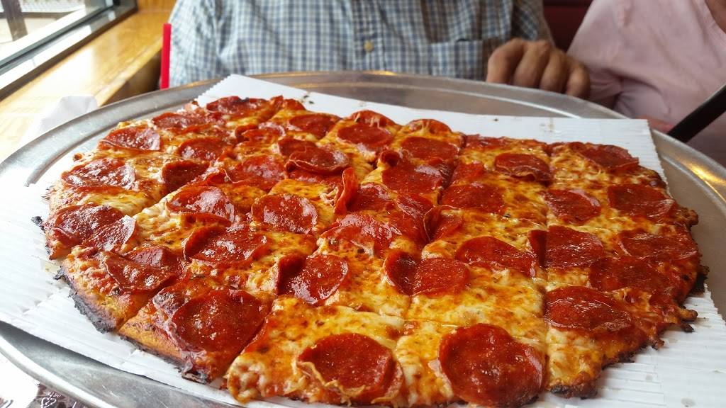 Cassanos Pizza King | meal delivery | 154 S Jefferson St, Urbana, OH 43078, USA | 8882945464 OR +1 888-294-5464