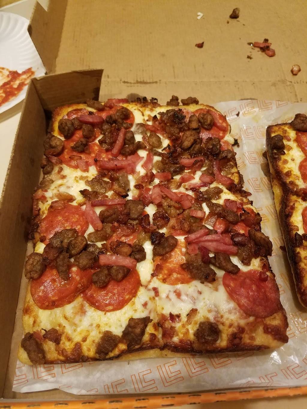 Little Caesars Pizza | meal takeaway | 1165 Gravois Rd, Fenton, MO 63026, USA | 6363437374 OR +1 636-343-7374