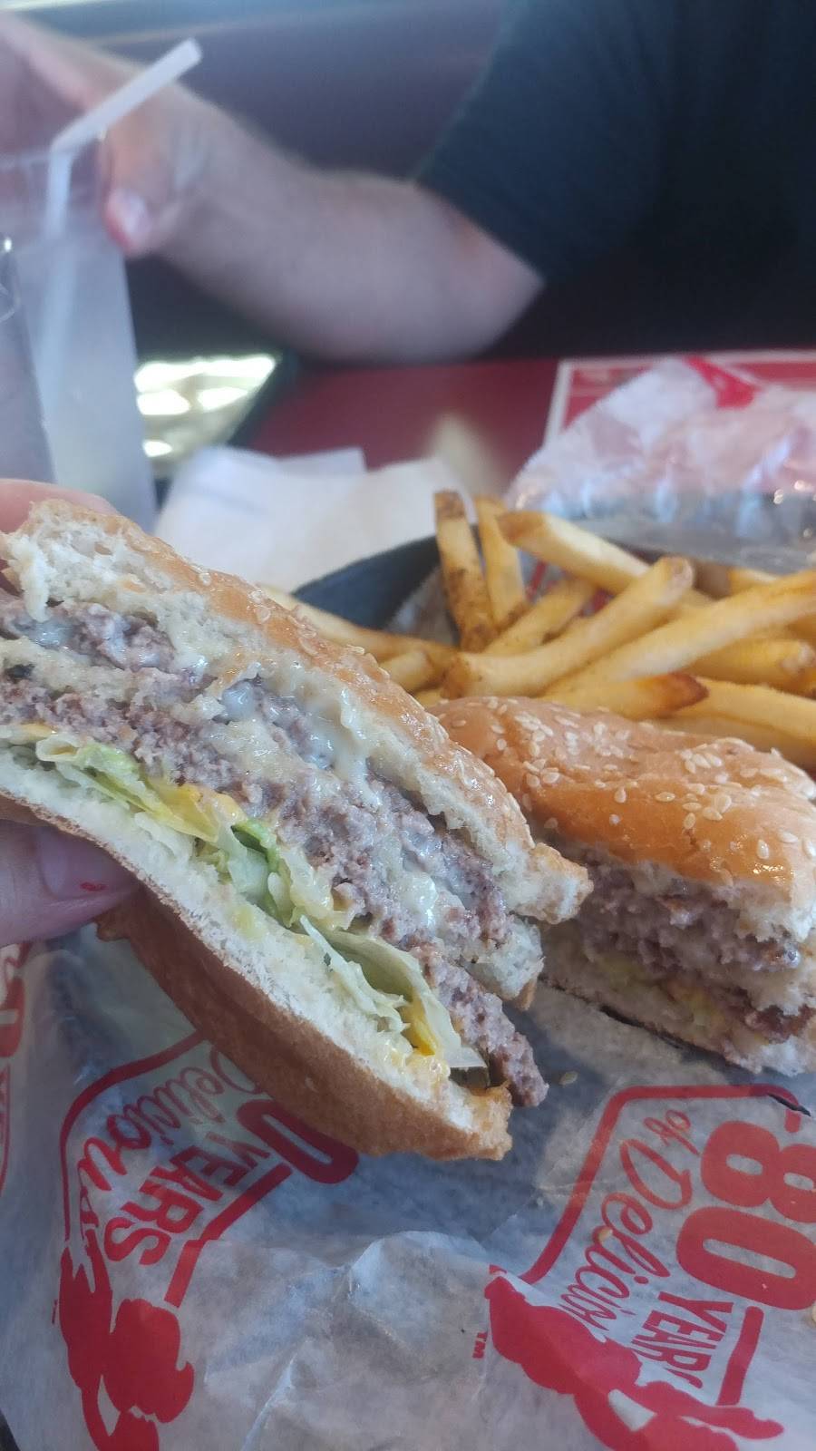 BIG BOY | restaurant | 1222 S U.S. 23, East Tawas, MI 48730, USA | 9893624403 OR +1 989-362-4403