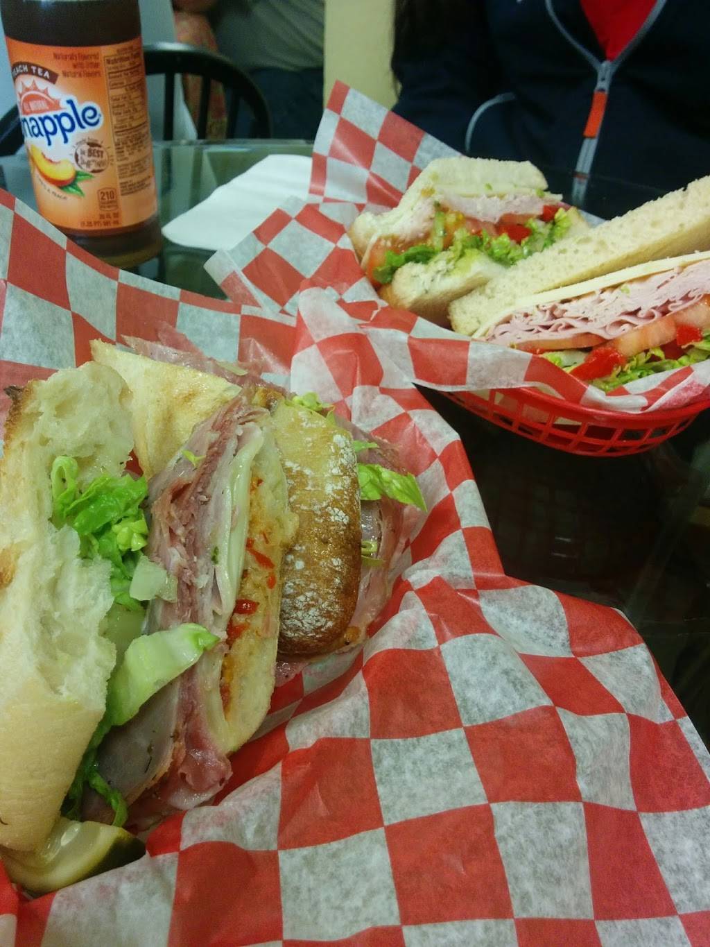 Dancing Tomato | restaurant | 205 Business Park Dr #108, Virginia Beach, VA 23462, USA | 7574990000 OR +1 757-499-0000