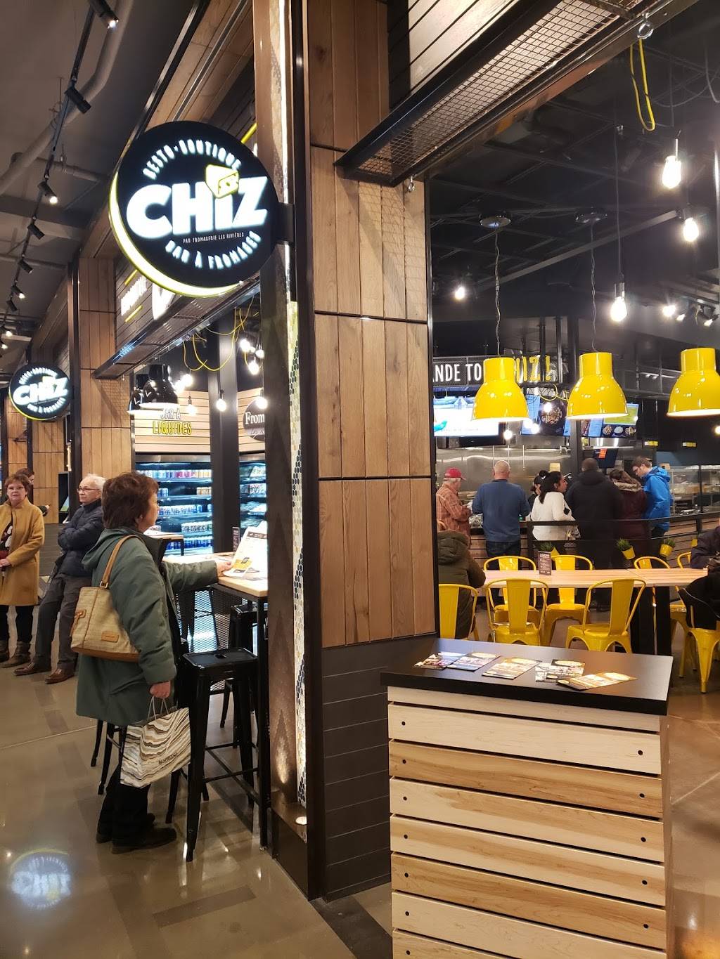 CHIZ | restaurant | 5401 Boulevard des Galeries, Québec, QC G2K 1N4, Canada | 4184407107 OR +1 418-440-7107