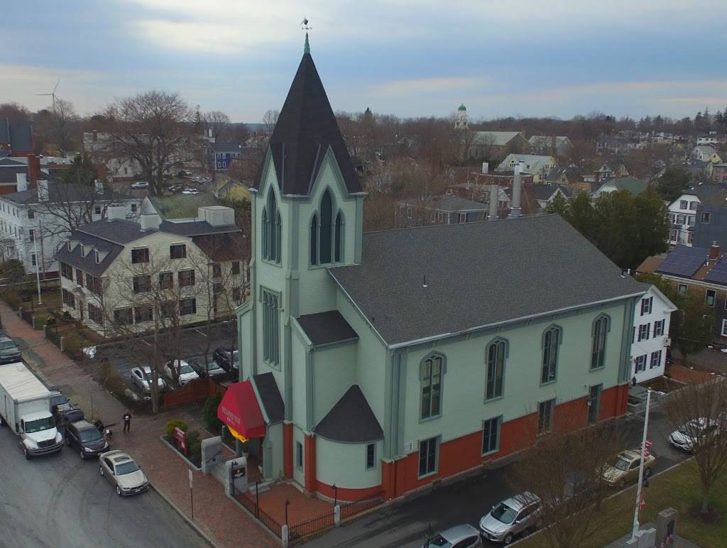 Steeple Hall at Mission Oak Grill | restaurant | 26 Green St, Newburyport, MA 01950, USA | 9789610926 OR +1 978-961-0926