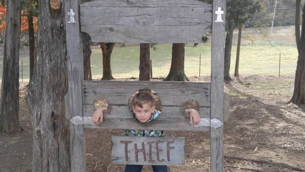 Cedar Hill Farm | restaurant | 8 Love Rd, Hernando, MS 38632, USA | 6624292540 OR +1 662-429-2540