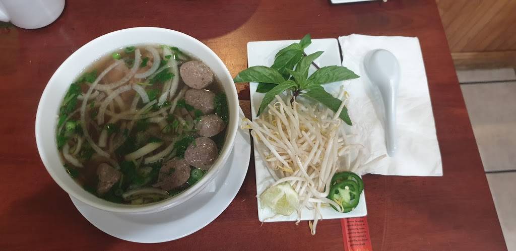 Pho Le | restaurant | 446 N 7th St, Allentown, PA 18102, USA | 4842218768 OR +1 484-221-8768