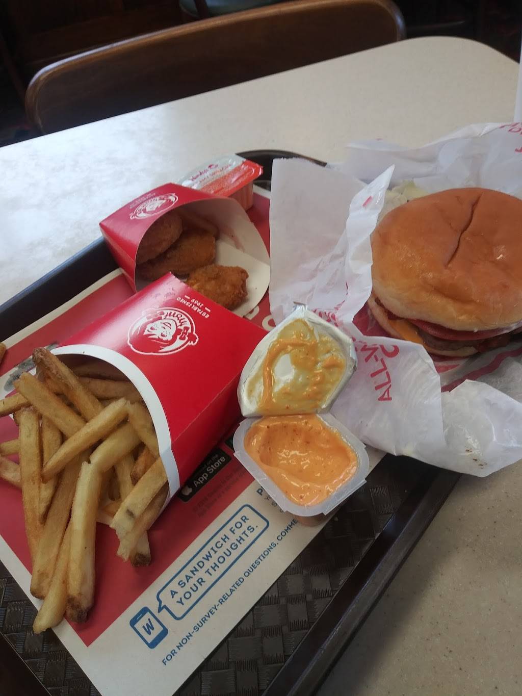 Wendys | restaurant | 683 Lake Ave, Rochester, NY 14613, USA | 5852542860 OR +1 585-254-2860