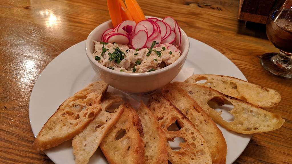 The Social | restaurant | 1110 Market St, Chattanooga, TN 37402, USA | 4232663366 OR +1 423-266-3366