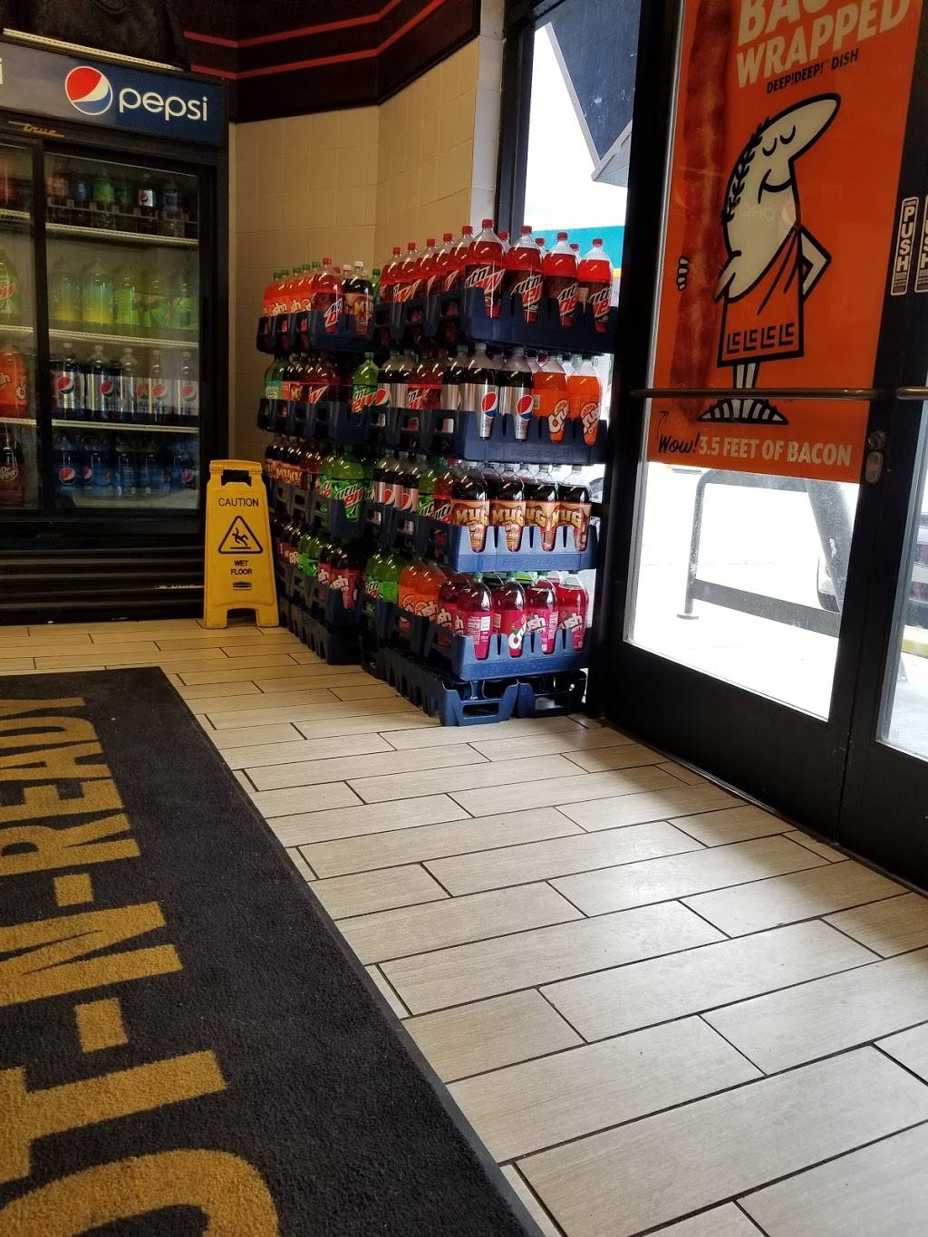 Little Caesars Pizza | meal takeaway | 2912 McCall Ave, Selma, CA 93662, USA | 5598918100 OR +1 559-891-8100