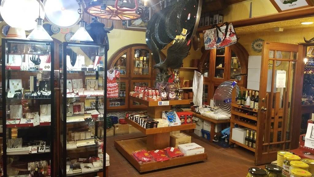 Pacos Bocateria Deli Gift Shop | restaurant | 8868 SW 40th St, Miami, FL 33165, USA | 3052297250 OR +1 305-229-7250