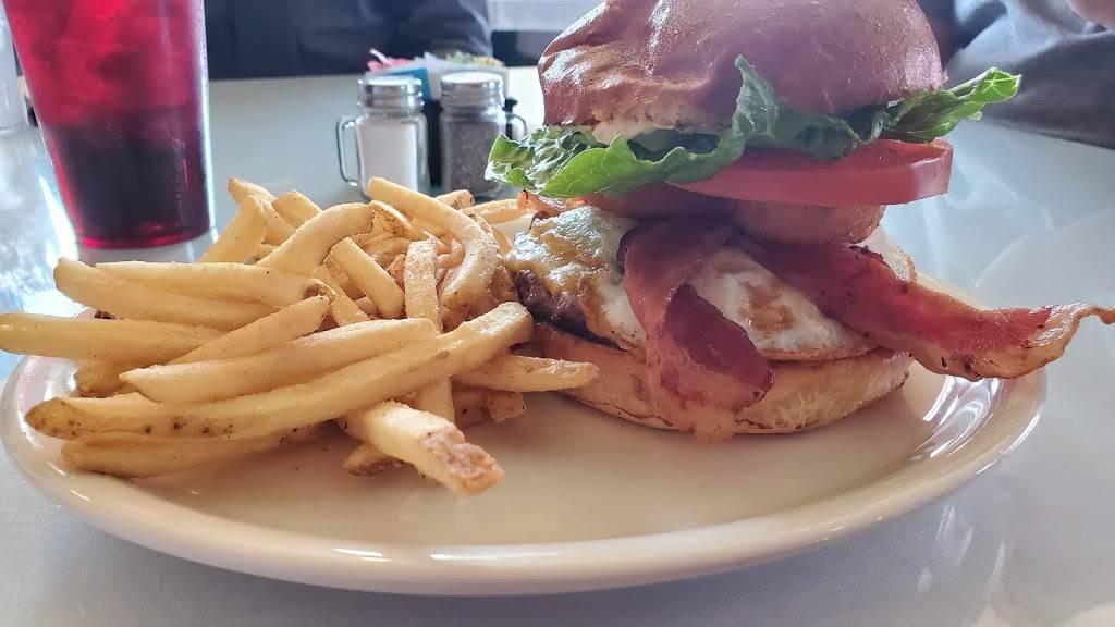 Old Town Cafe | restaurant | 361 Pollasky Ave, Clovis, CA 93612, USA | 5593260144 OR +1 559-326-0144