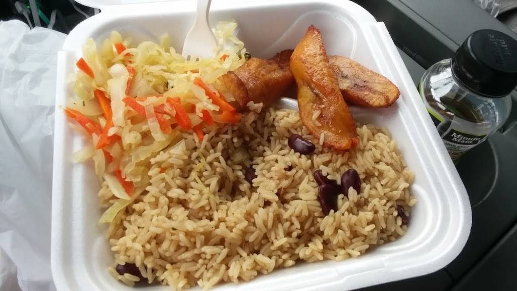 Buccaneers Jamaican Street Jerk | restaurant | 196 Arora Blvd, Orange Park, FL 32073, USA | 9044226657 OR +1 904-422-6657
