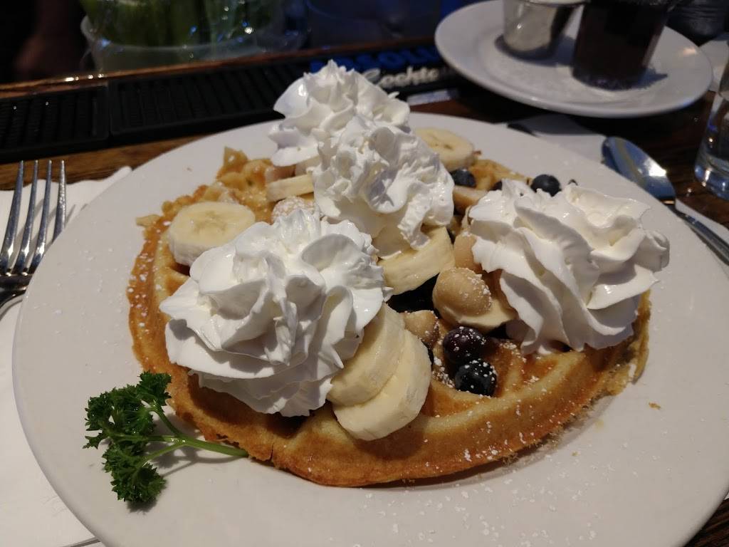 Awful Annies | restaurant | 490 G St, Lincoln, CA 95648, USA | 9166459766 OR +1 916-645-9766