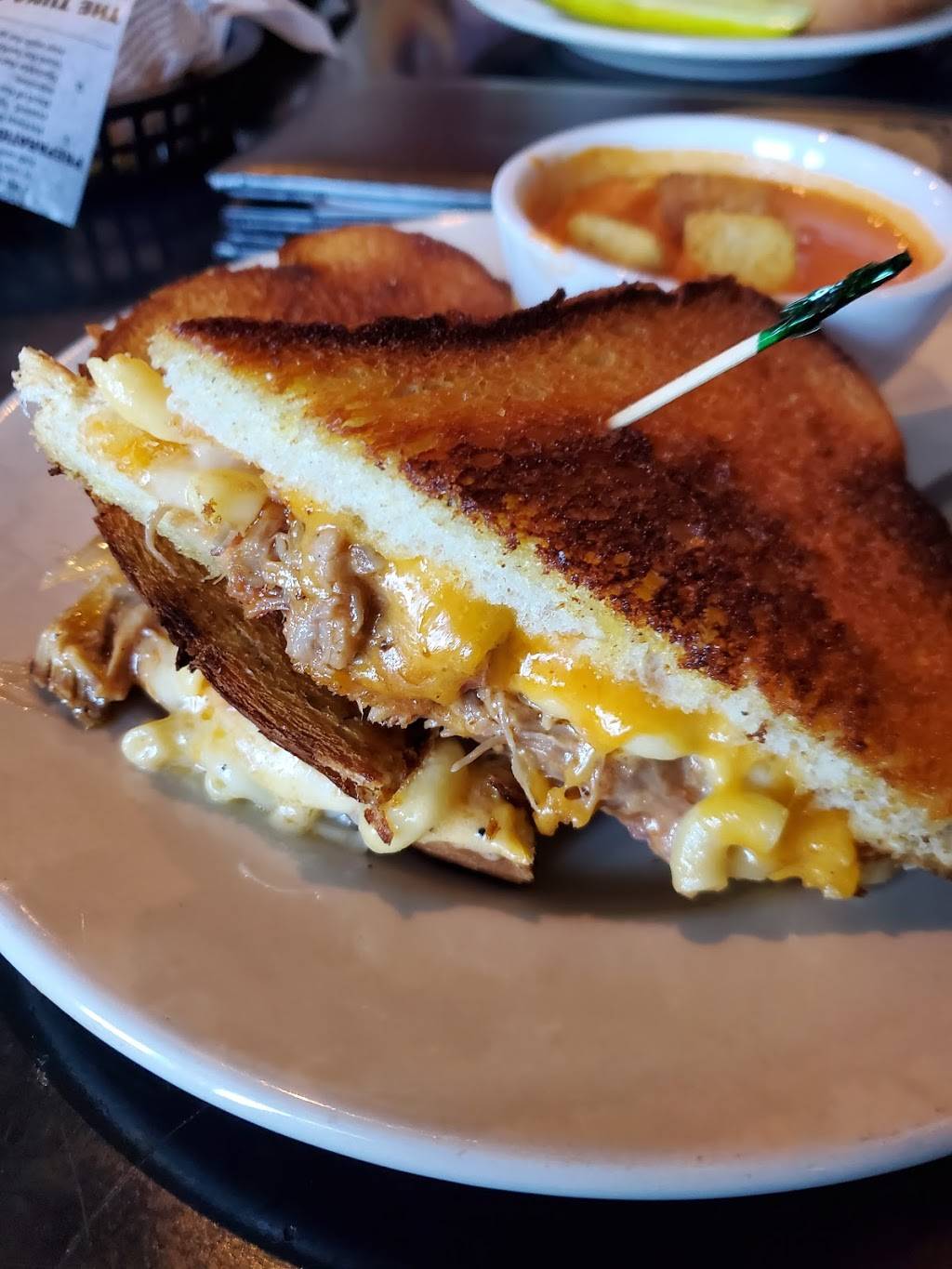 Keegans Public House | restaurant | 1625 Ridenour Blvd #301, Kennesaw, GA 30152, USA | 6782132460 OR +1 678-213-2460