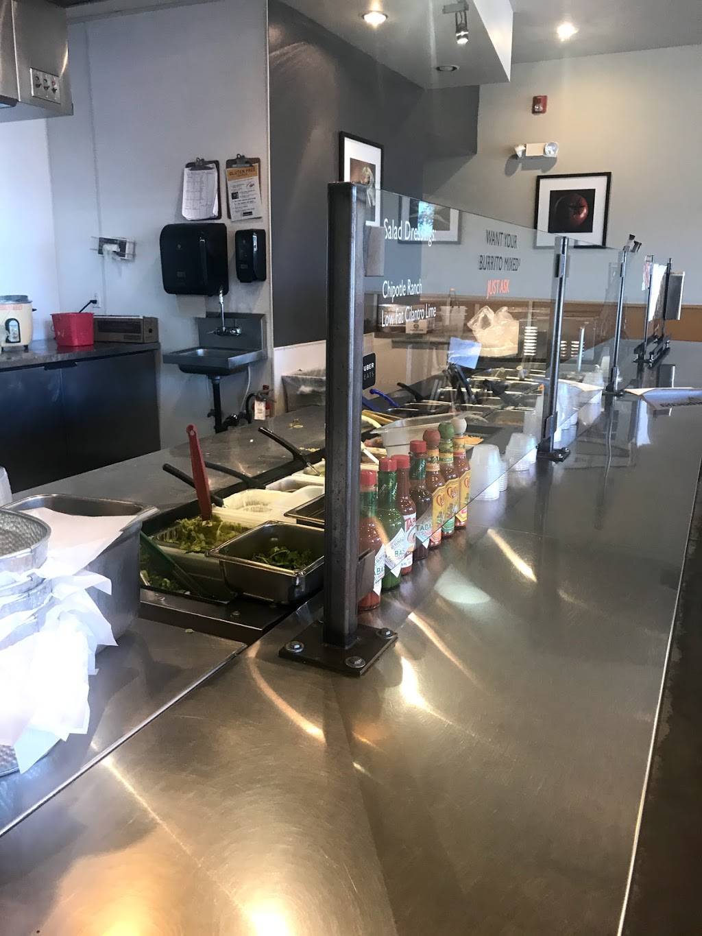 Barbacoa Mexican Grill | restaurant | 1953 Fort Union Blvd, Cottonwood Heights, UT 84121, USA | 8014531200 OR +1 801-453-1200