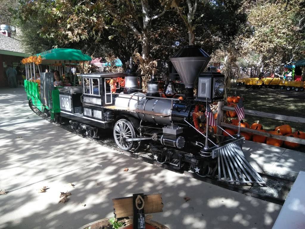 Irvine Park Railroad | meal takeaway | 1 Irvine Park Rd, Orange, CA 92869, USA | 7149973968 OR +1 714-997-3968