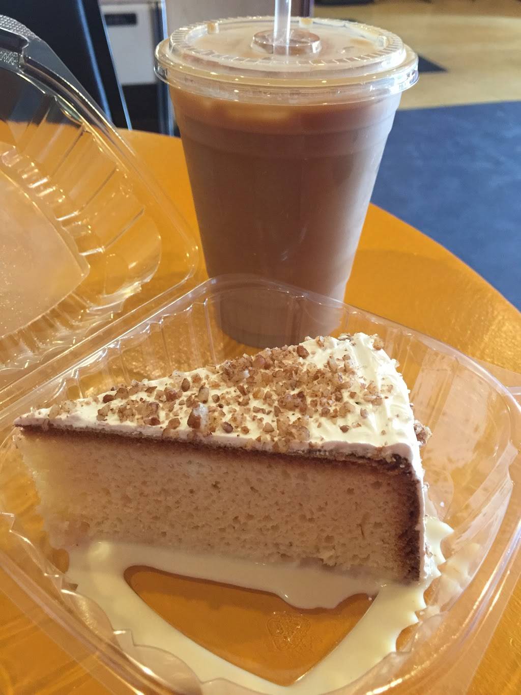 Kristoffers Cafe & Bakery | bakery | 1733 S Halsted St, Chicago, IL 60608, USA | 3128294150 OR +1 312-829-4150