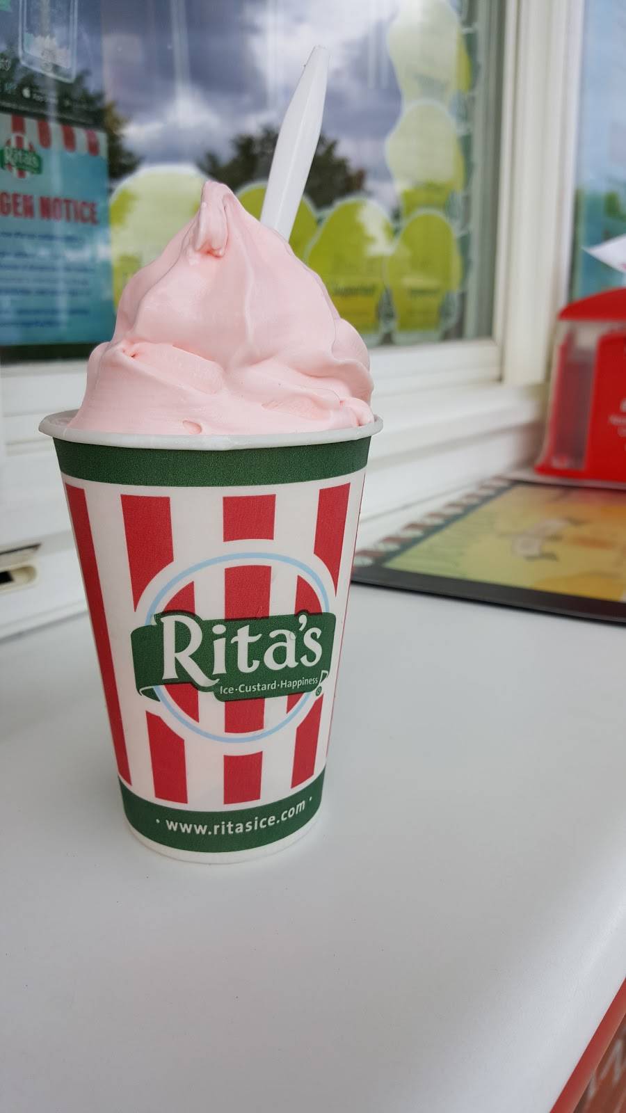Ritas Italian Ice & Frozen Custard | restaurant | 220D Monticello Ave, Williamsburg, VA 23185, USA | 7572597482 OR +1 757-259-7482