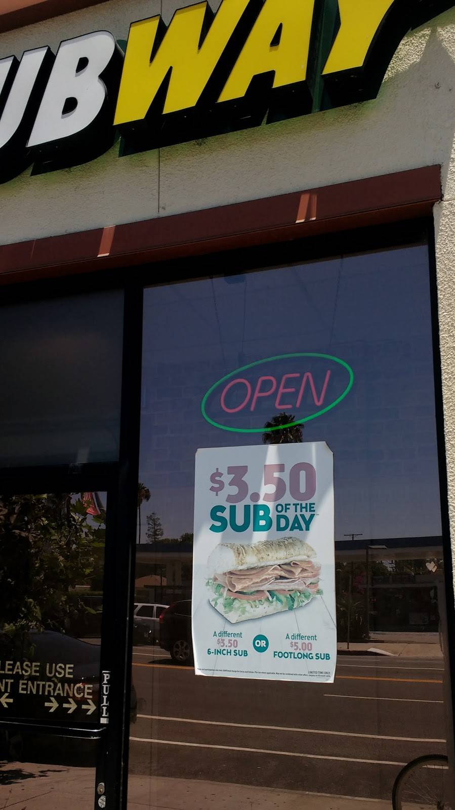 Subway Restaurants | restaurant | 4802 Laurel Canyon Blvd, Valley Village, CA 91607, USA | 8185065116 OR +1 818-506-5116