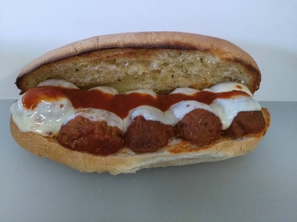 Frattellos | restaurant | 302 Aqueduct St, Welland, ON L3C 3T6, Canada | 2898209577 OR +1 289-820-9577