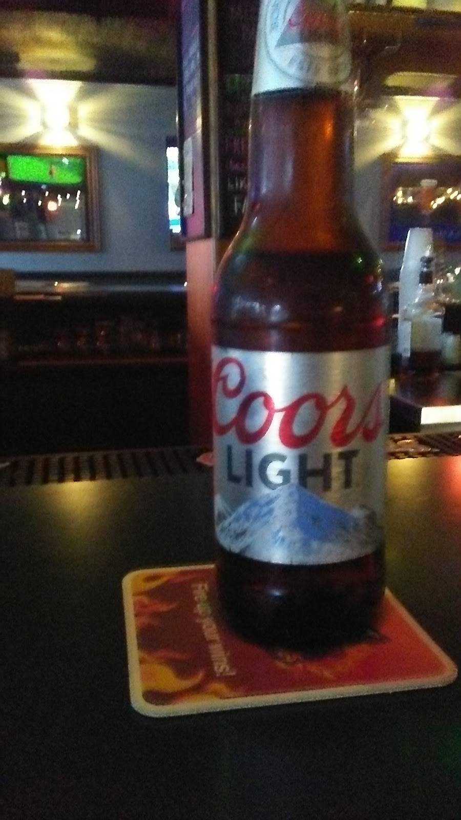 Old Tinley Pub & Eatery | restaurant | 17020 Oak Park Ave, Tinley Park, IL 60477, USA | 7085324409 OR +1 708-532-4409