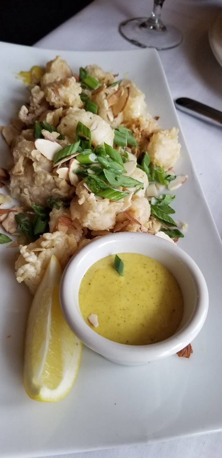 Dons Lighthouse Grille | restaurant | 8905 Lake Ave #1, Cleveland, OH 44102, USA | 2169616700 OR +1 216-961-6700