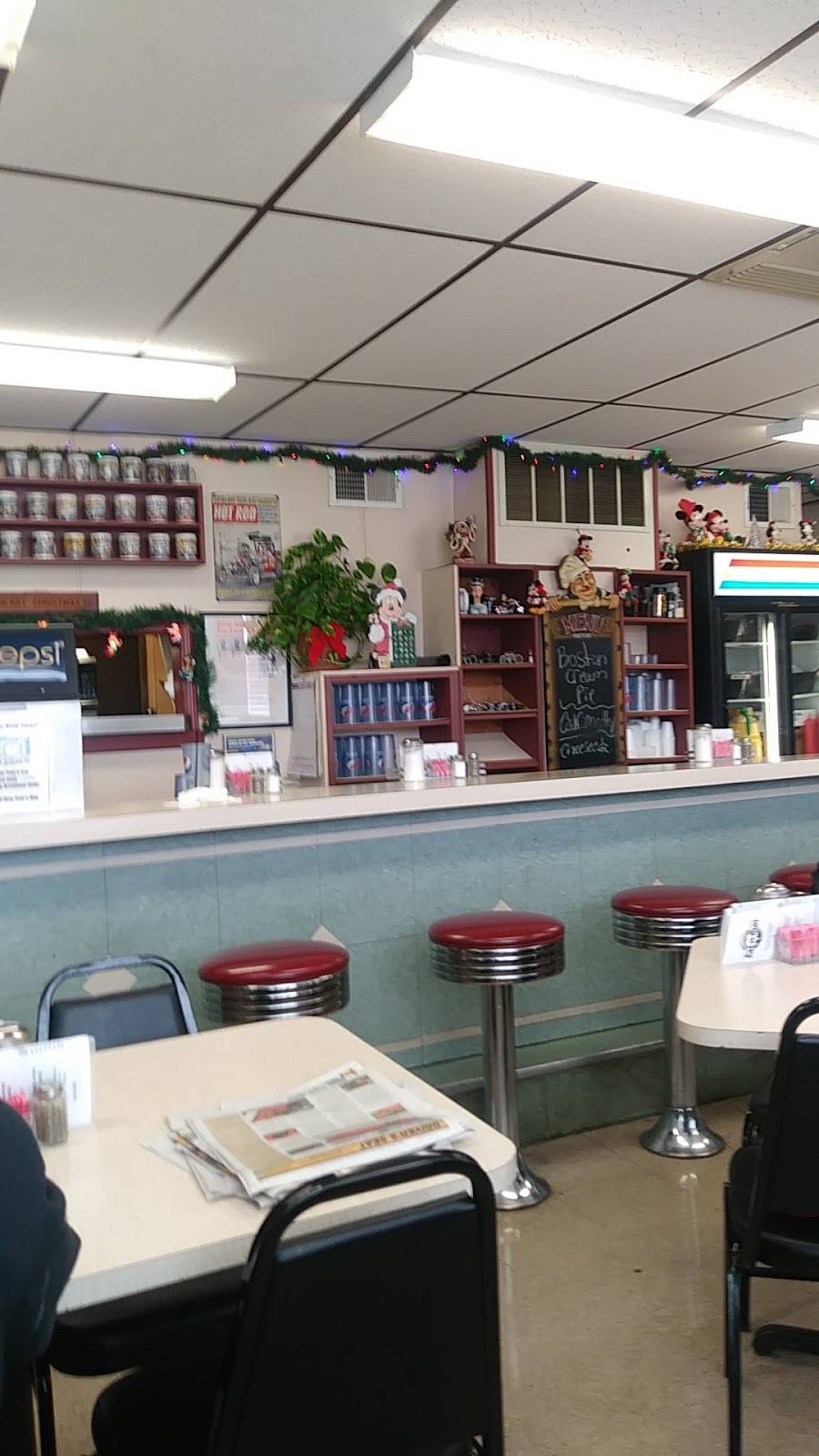 Eat N Run | restaurant | 1323 Kenmore Blvd, Akron, OH 44314, USA | 3308483212 OR +1 330-848-3212