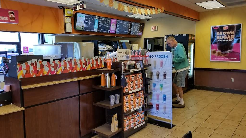 Dunkin | bakery | 219 US-1, Falmouth, ME 04105, USA | 2077812634 OR +1 207-781-2634