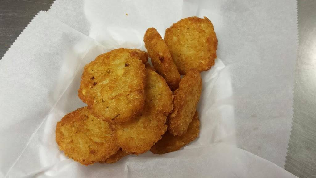 Franks Pizza and Chicken | restaurant | 1722 Mt Royal Blvd, Glenshaw, PA 15116, USA | 4124928322 OR +1 412-492-8322