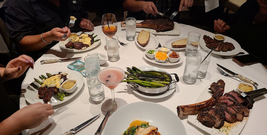 Fleming’s Prime Steakhouse & Wine Bar | restaurant | 320 E 2nd St, Austin, TX 78701, USA | 5124571500 OR +1 512-457-1500