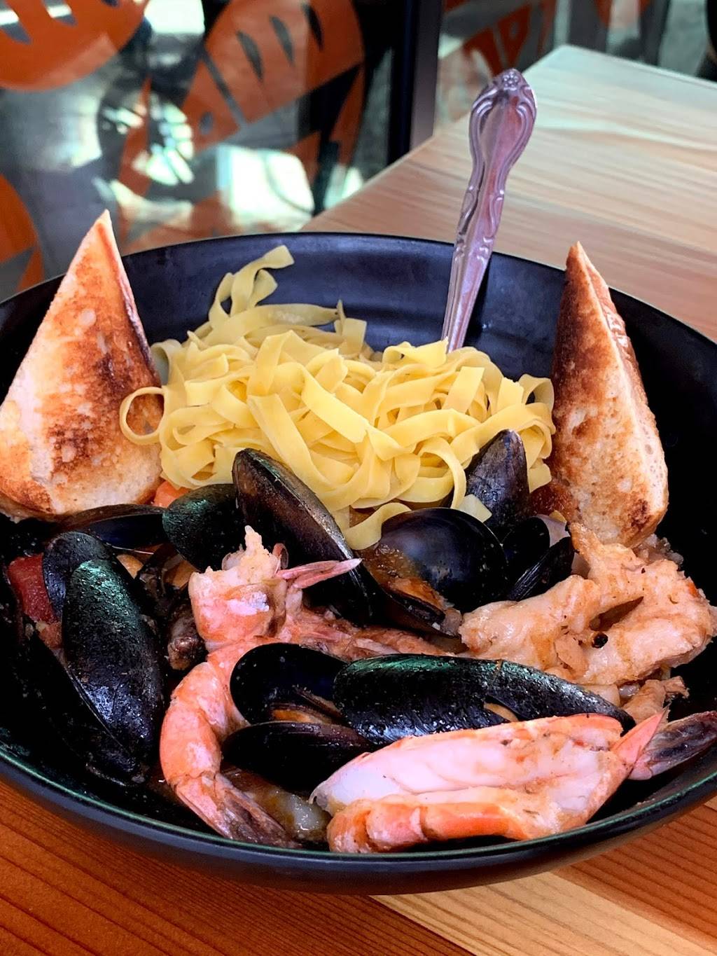 Seasurf Fish Co. | restaurant | 18401 Yorba Linda Blvd, Yorba Linda, CA 92886, USA | 7147011000 OR +1 714-701-1000