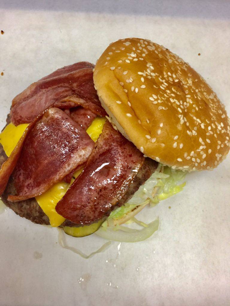 Maggie Gyros & Chicken | restaurant | 349 E 47th St, Chicago, IL 60653, USA | 7739241110 OR +1 773-924-1110