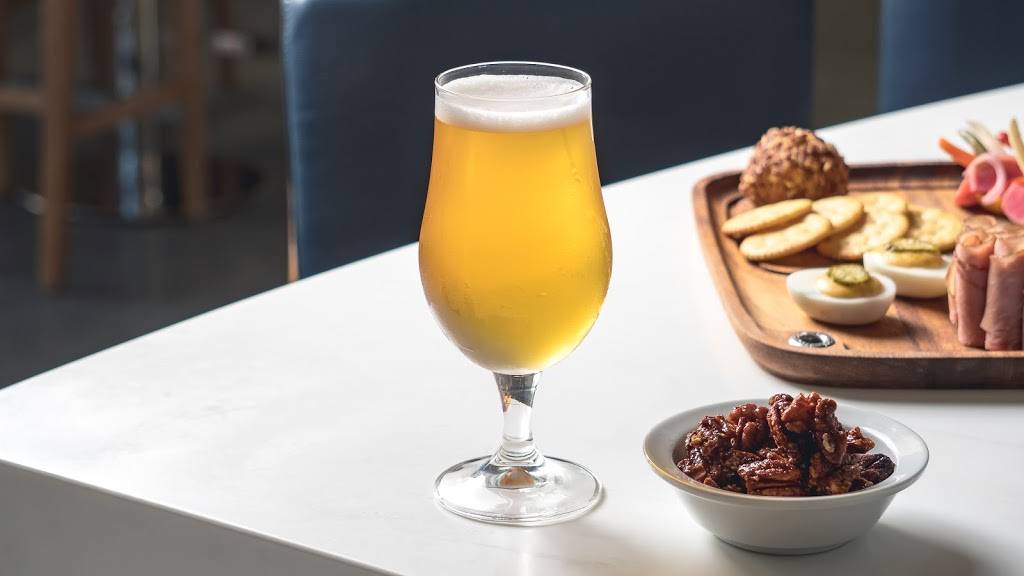 Broxton Brewery & Public House | restaurant | 1099 Westwood Blvd, Los Angeles, CA 90024, USA | 3109339949 OR +1 310-933-9949