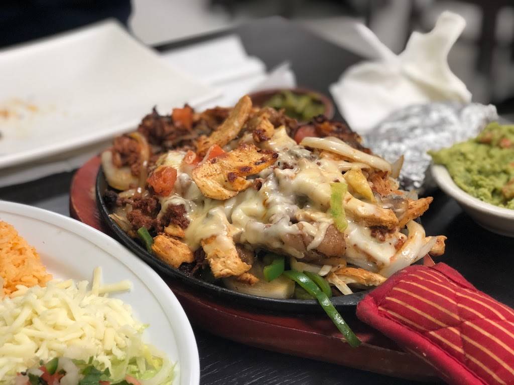 La Mixteca Restaurant | restaurant | 510 N Cunningham Ave, Urbana, IL 61802, USA | 2175521544 OR +1 217-552-1544