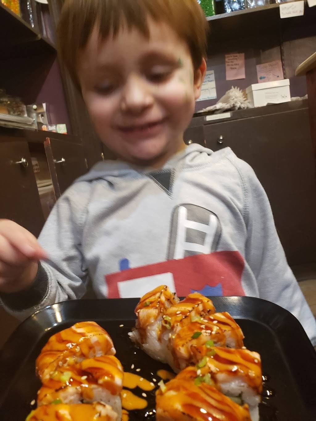 Sushi Kicchin | restaurant | 201 S Clinton St #170, Iowa City, IA 52240, USA | 3193381606 OR +1 319-338-1606