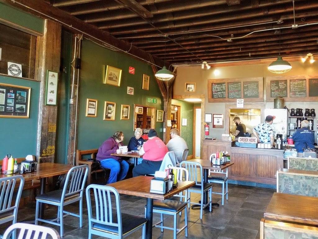 Railroad Bills Dining Car | restaurant | 621 Des Moines St, Des Moines, IA 50309, USA | 5152430247 OR +1 515-243-0247