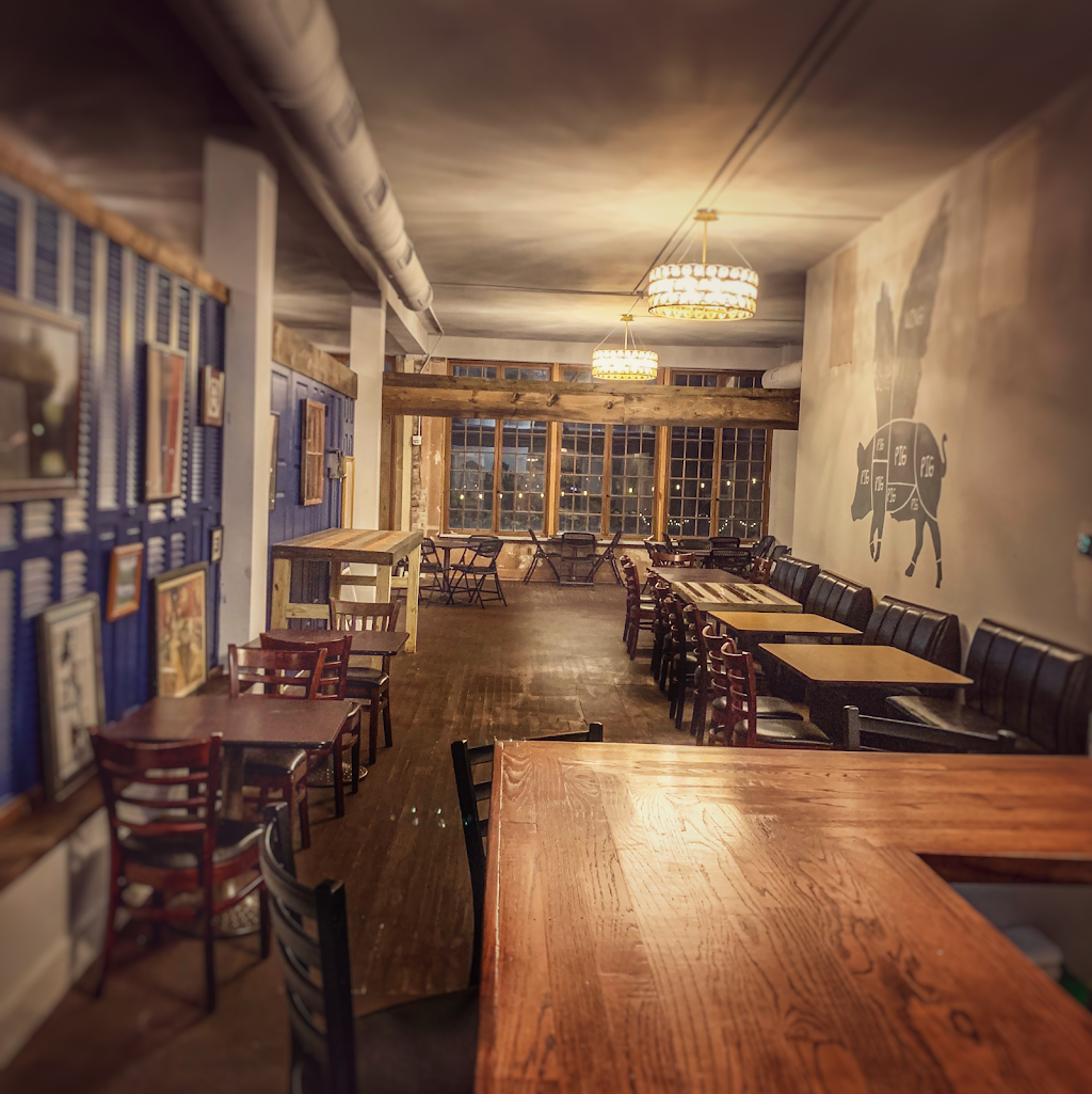 The Blind Sus | restaurant | 118 E Broughton St, Savannah, GA 31401, USA | 9127773742 OR +1 912-777-3742