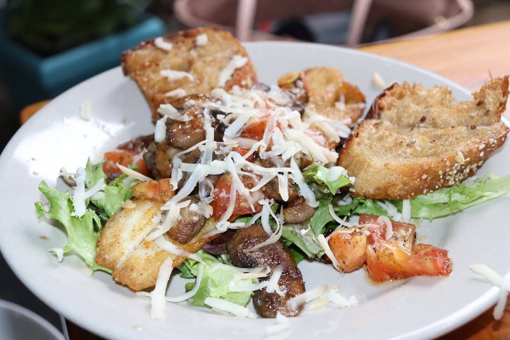 Atlantic House Restaurant | restaurant | 109 Screven St, Georgetown, SC 29440, USA | 8435206918 OR +1 843-520-6918